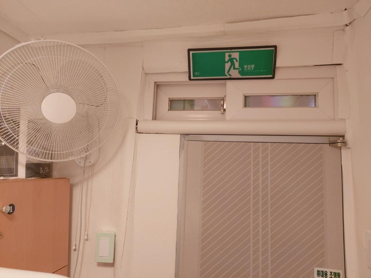 Seoul Guesthouse Foreigners Only 外观 照片